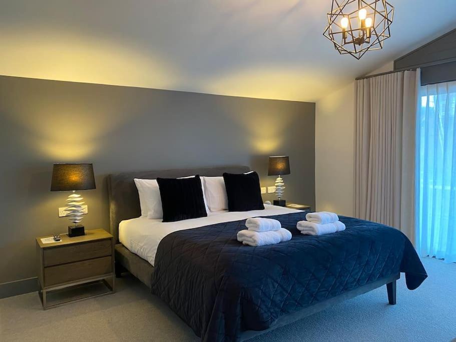 Mayflower, Luxury Norfolk Retreat - Brancaster, Sleeps 4 -12 Exterior photo