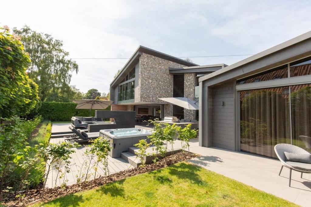 Mayflower, Luxury Norfolk Retreat - Brancaster, Sleeps 4 -12 Exterior photo